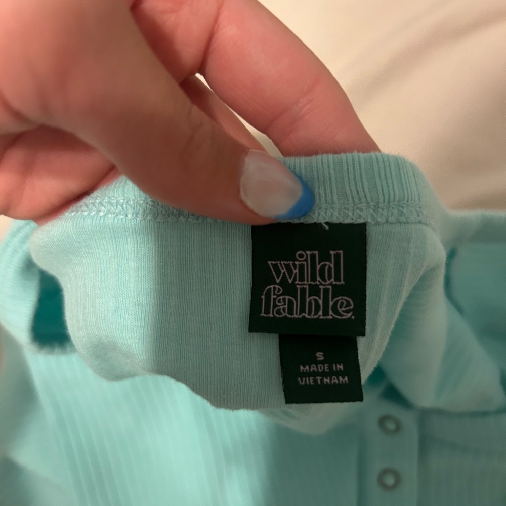 Target button tee - Picture 3 of 3